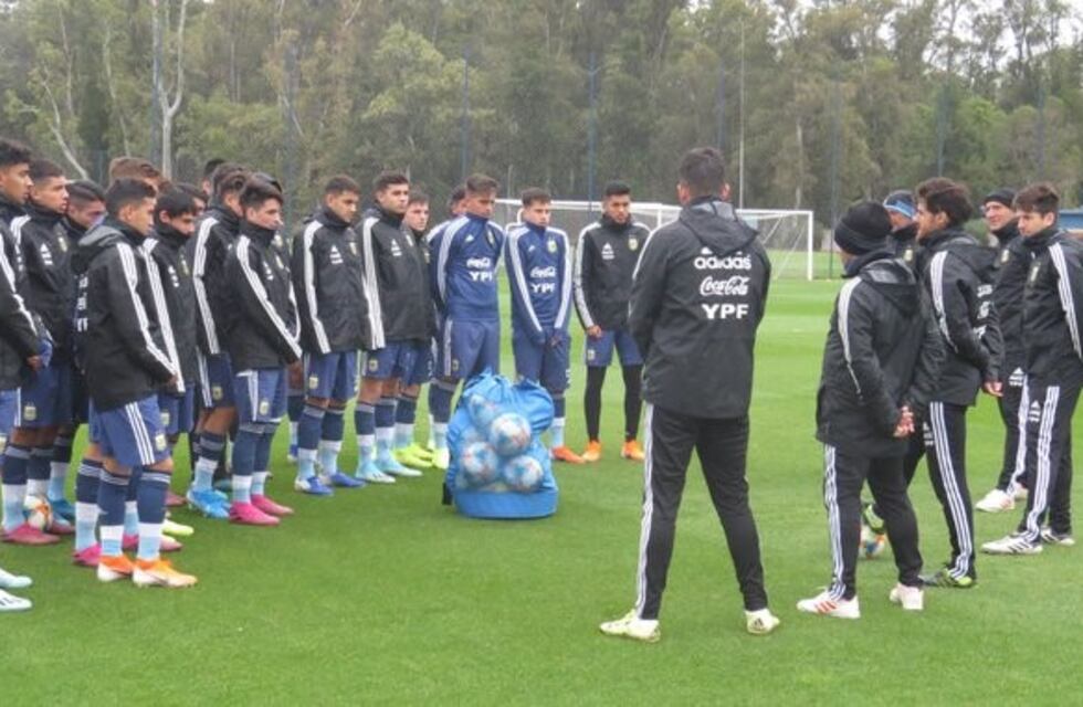 Pablo Aimar dio a conocer la lista de futbolistas que disputarán el Mundial Sub 17 en Brasil