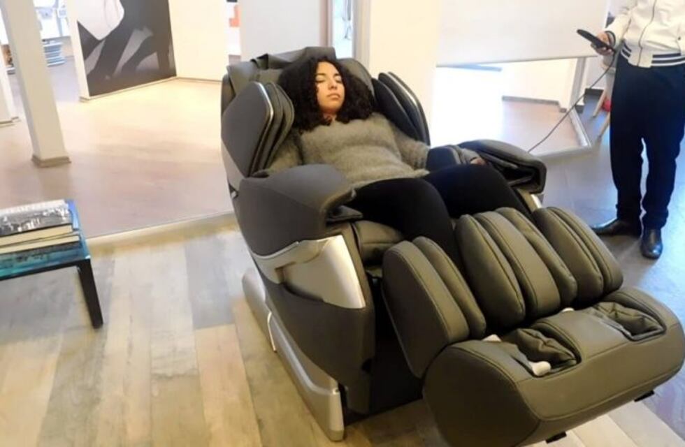 Empresa ofrece masajes gratis a turistas y vecinos en Carlos Paz