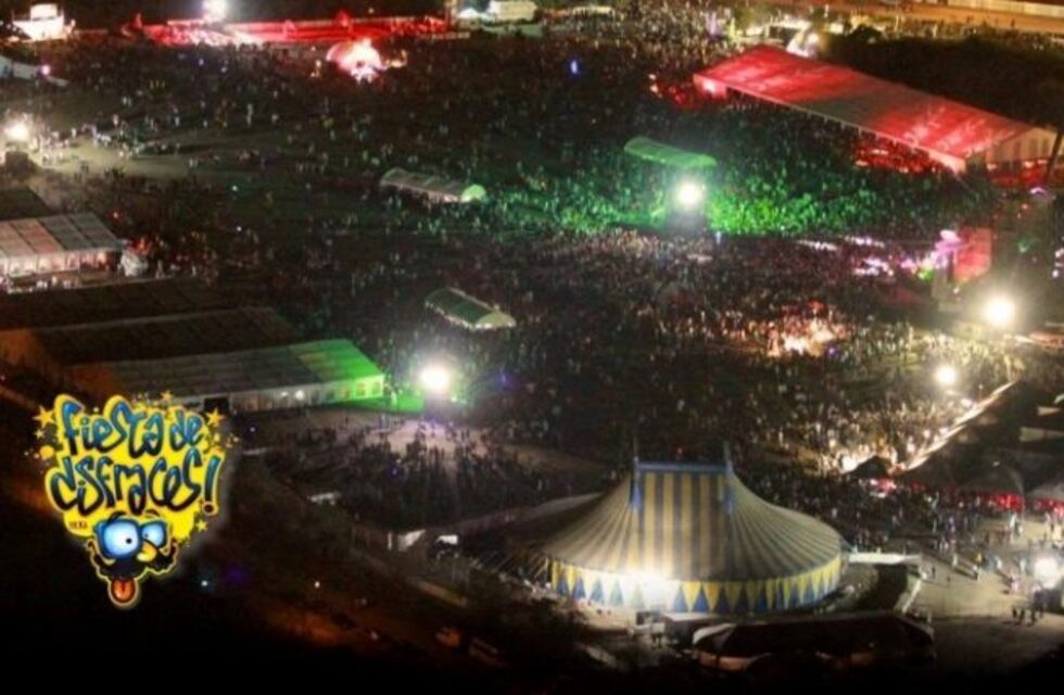 Hoteles repletos de reservas por turistas que asistirán a la Fiesta de Disfraces