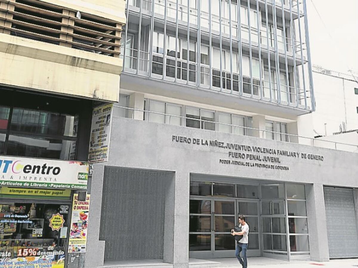 Todavía no fue inaugurado el edificio nuevo, en San Jerónimo al 200\u002E