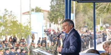 Domingo Peppo durante el 203° Aniversario del Día de la Independencia en Quitilipi (http://comunicacion\u002Echaco\u002Egov\u002Ear)\u002E
