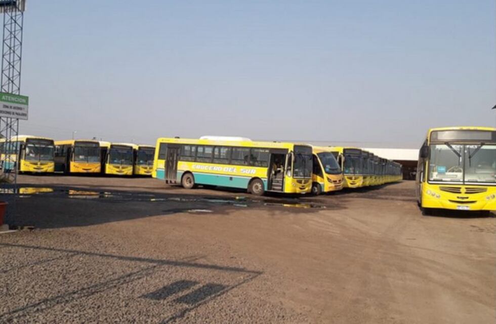 Formosa afronta tercer día sin transporte urbano
