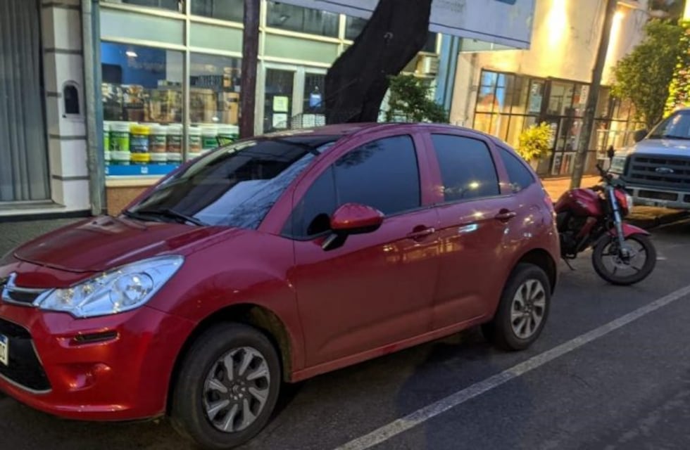 Ebrio realizaba maniobras peligrosas con su auto y terminó detenido en Posadas