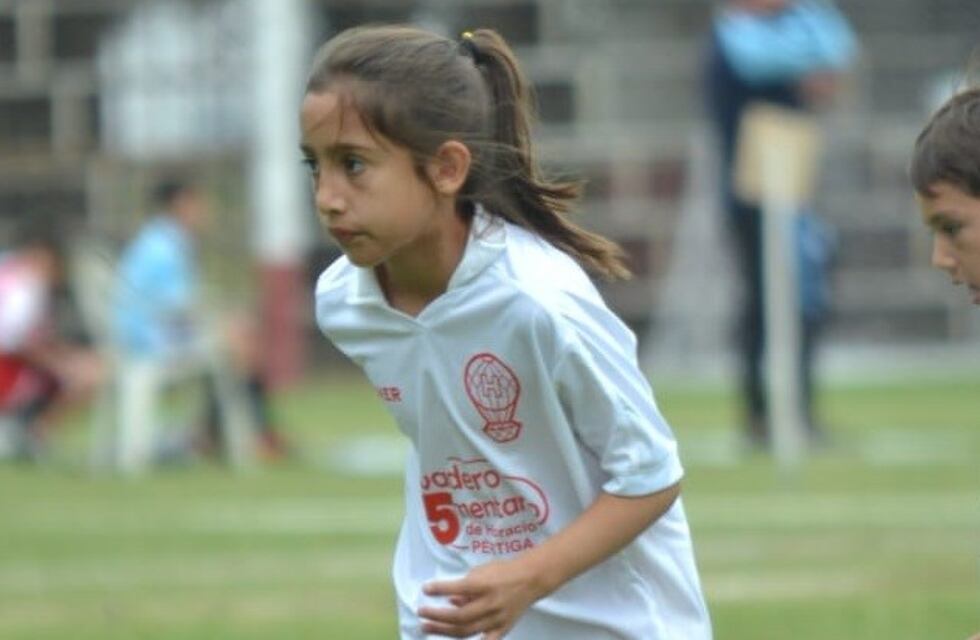 Denuncian que a una niña le impiden jugar con sus compañeros varones en la liga casildense