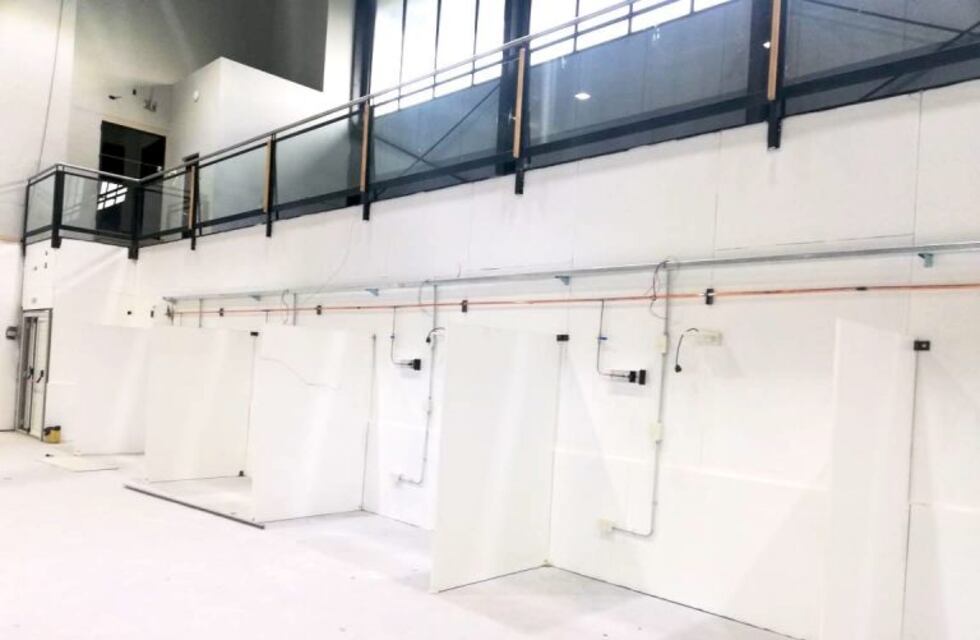 Hospital de campaña en Ushuaia: quedó instalada la red de oxígeno para 70 pacientes