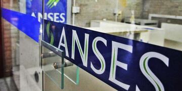 Más de  250 mil mendocinos recibirán bonos por planes sociales de Nación.