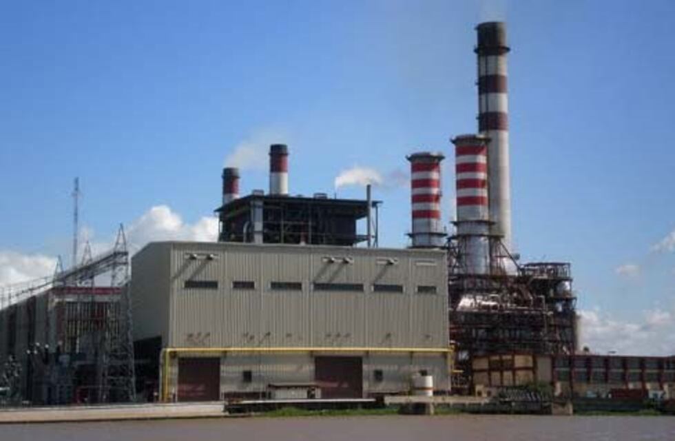 Dos menores fueron detenidos mientras apedreaban un puesto de seguridad privada