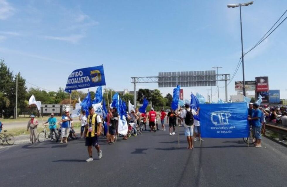 Organizaciones sociales cortan desde las 10 los accesos a Rosario