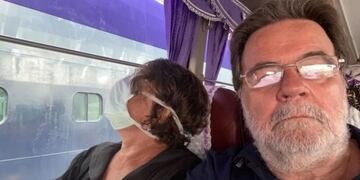 El matrimonio de médicos se encuentra en cuarentena en su casa de La Plata (Web)