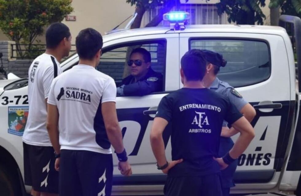 Violento ataque de la barra de Guaraní a hinchas de Huracán
