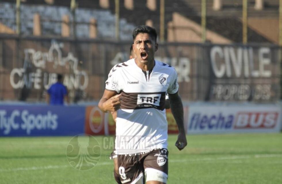 Instituto: Así juega Tarragona, el 9 que reemplazaría a Vegetti