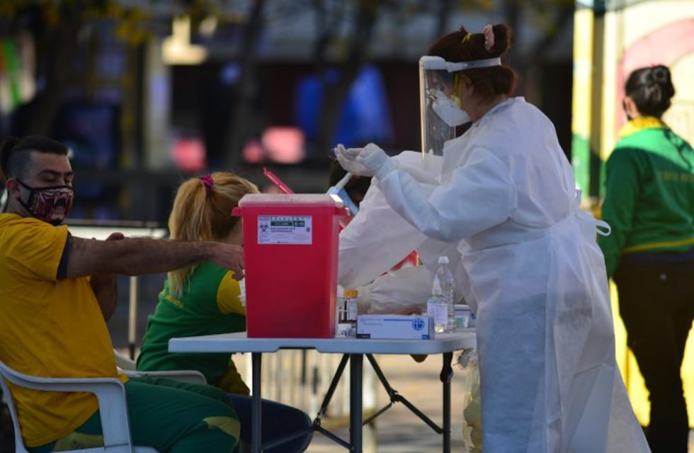 En fotos: el operativo sanitario por coronavirus en la zona del Mercado Norte