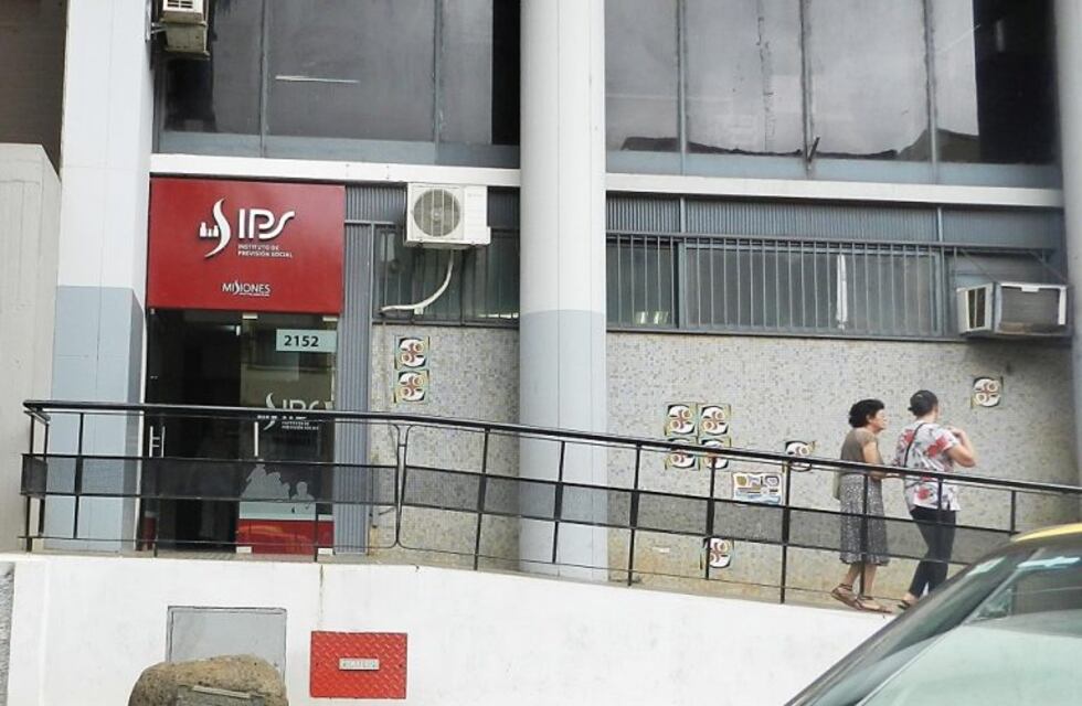 Médicos del IPS denuncian retraso en pagos y evalúan dejar de prestar servicios