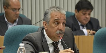 Ex funcionarios K deben devolver la plata de la obra que no hicieron