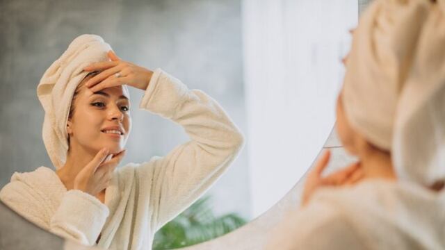 Manchas en la piel: por qué aparecen y cómo decirles adiós de forma eficaz.