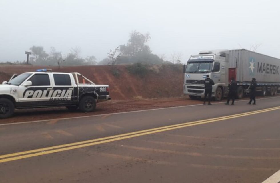 Robo en modalidad “pirata del asfalto” en Pozo Azul