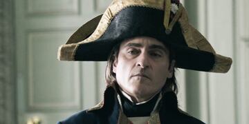 Joaquin Phoenix como Napoleón