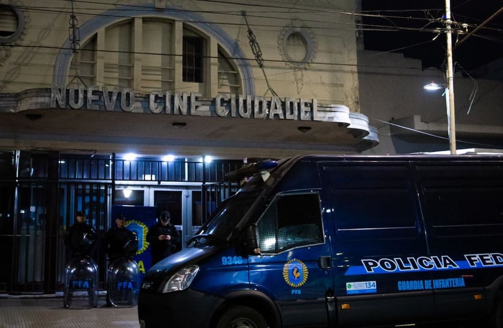 Así es el Nuevo Cine Ciudadela por dentro: proyectaba películas para adultos, pero fue clausurado por trata de personas