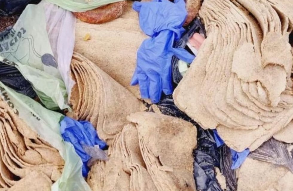 ¡Un asco! Vendía “milanesas” hechas con papel higiénico prensado