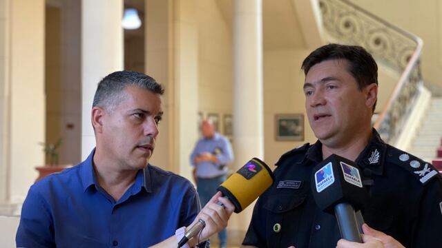 El director provincial de Seguridad en Eventos Masivos, Fernando Peverengo, y el subjefe de la Unidad Regional V, Fernando Mendoza,