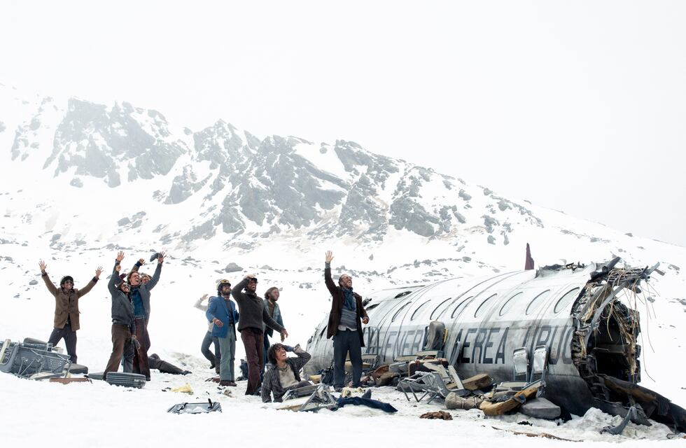 ¡Que viva el amor! Dos actores de La sociedad de la nieve se pusieron de novios