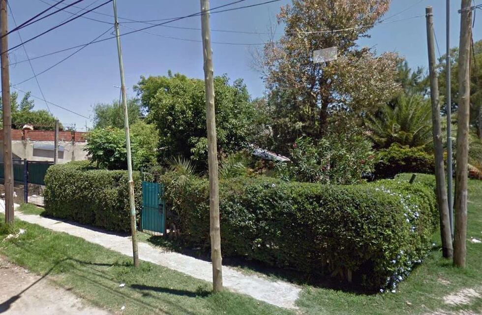 Un hombre atacó a su hermana y a la hija de ambos, que cayó al suelo y quedó gravemente herida