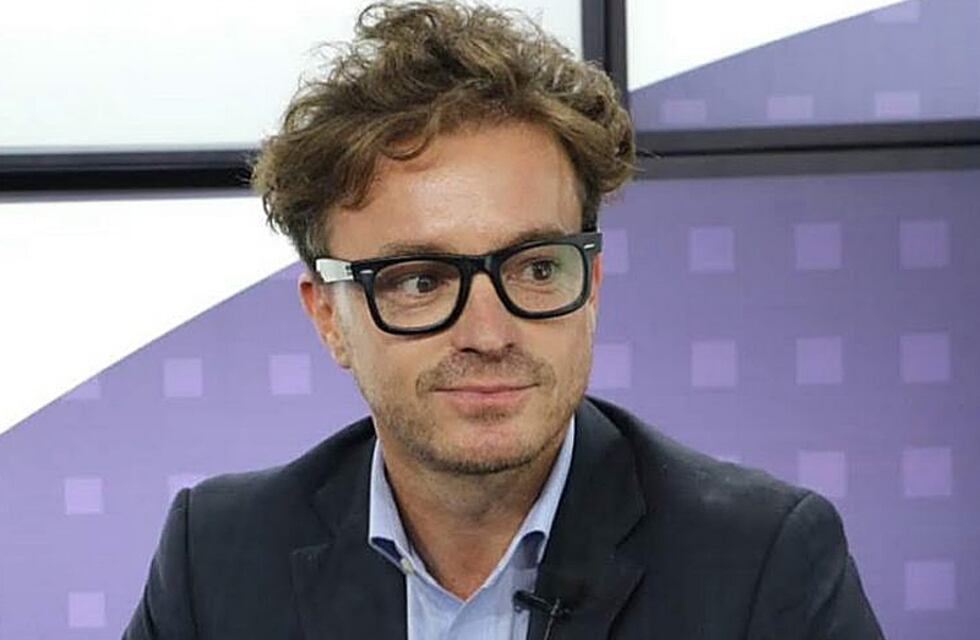 Finalmente aceptaron la renuncia al funcionario que participó de una fiesta clandestina