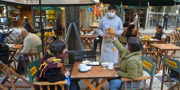 Bares, cafes y restaurantes en Mendoza y las nuevas flexibilizaciones\u002E