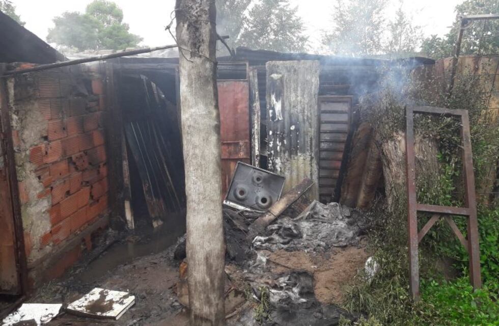 Se incendió un galpón y un departamento en Punta Alta