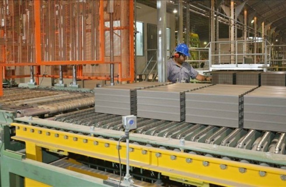 Golpe comando en la Cerámica del Norte: se robaron los sueldos de más de 60 empleados