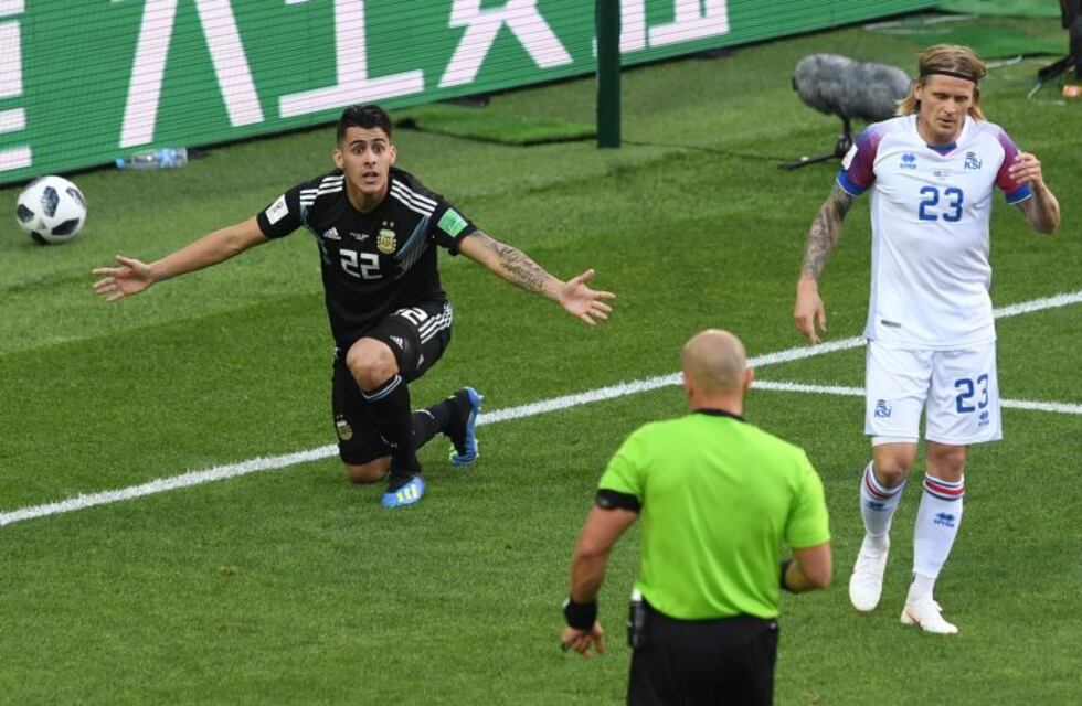 El partido del cordobés Cristián Pavón, que debutó en un Mundial