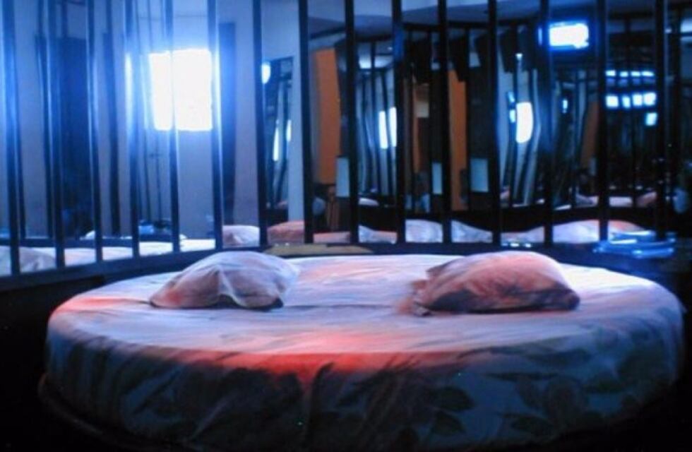 Aterrador: una chica de 16 años, violada y drogada por tres hombres y dos mujeres