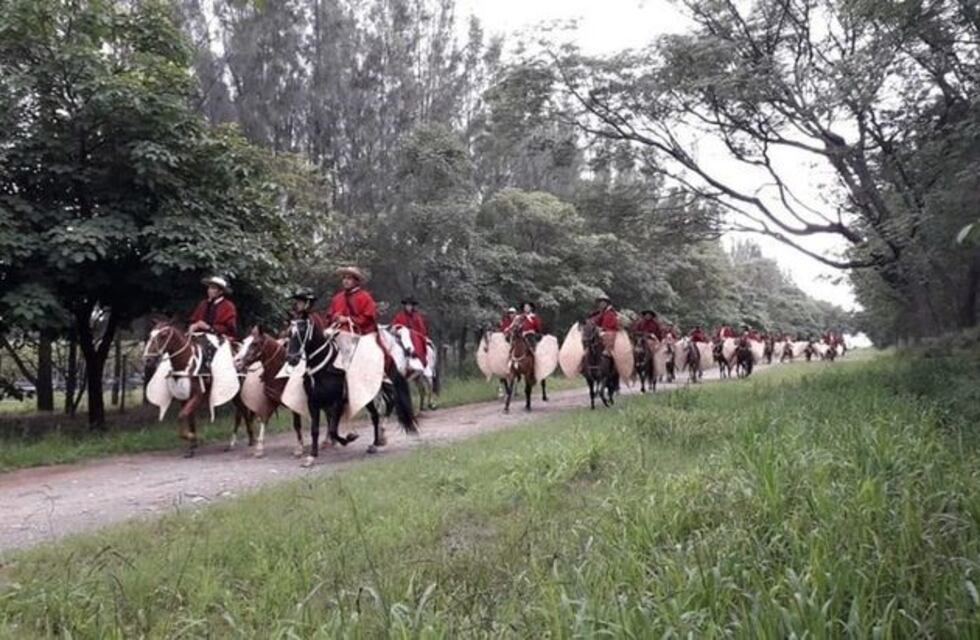 Con una cabalgata histórica, recordaron el encuentro de San Martín y Belgrano en Yatasto