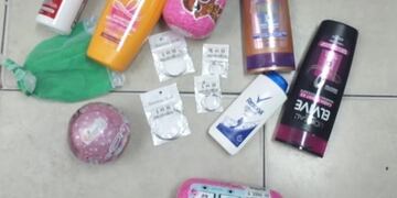 Elementos de perfumería que quiso robar una mujer en Corrientes y San Luis\u002E (Ministerio de Seguridad)