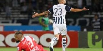 Los cuatro goles que anotó el uruguayo en la T no fueron suficientes y arma otra vez las valijas\u002E