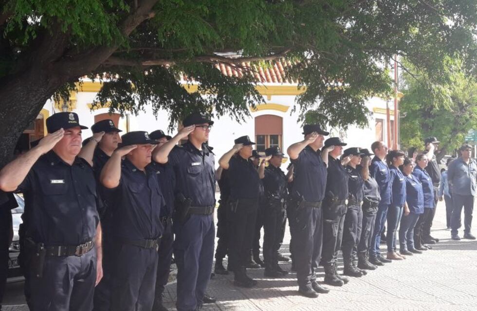 Policías fueron ascendidos por la gobernadora Vidal