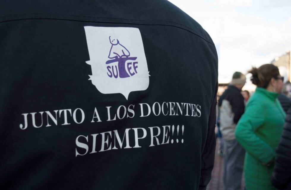 0% de aumento fue la propuesta del gobierno provincial para la docencia fueguina