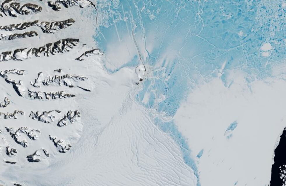 Se desprendió de la Antártida el mayor iceberg de la historia