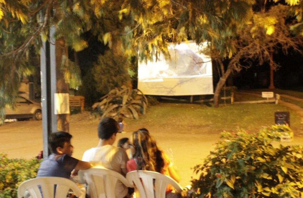 Pehuen Co: cine bajo las estrellas