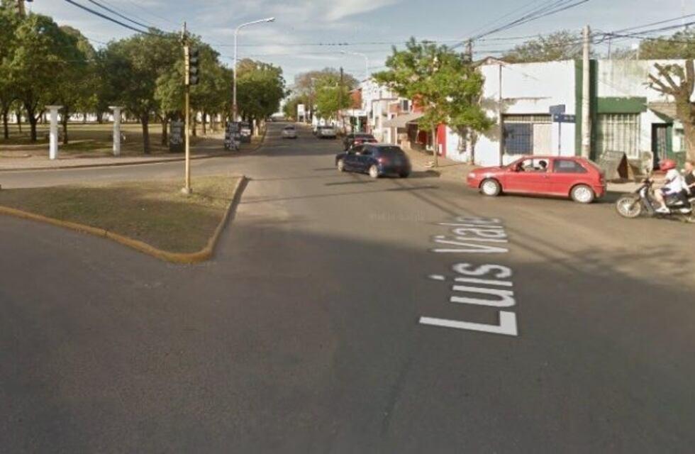 Se hicieron pasar por pasajeros, amenazaron a un taxista y le llevaron la billetera