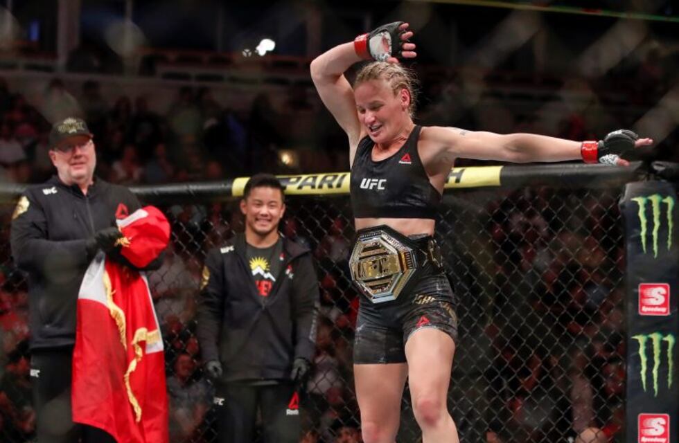 Brutal KO en el UFC femenino