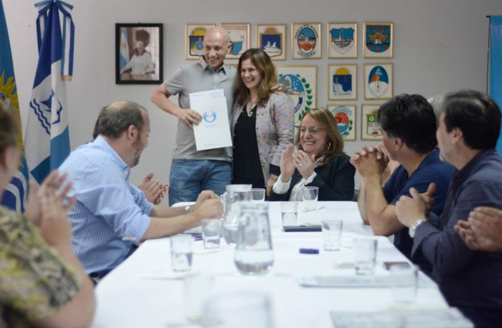 El Gobierno entregó aportes del Programa de Atención Integral a la Niñez, Adolescencia y Familia