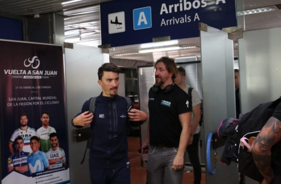 Las estrellas del ciclismo mundial arribaron a San Juan