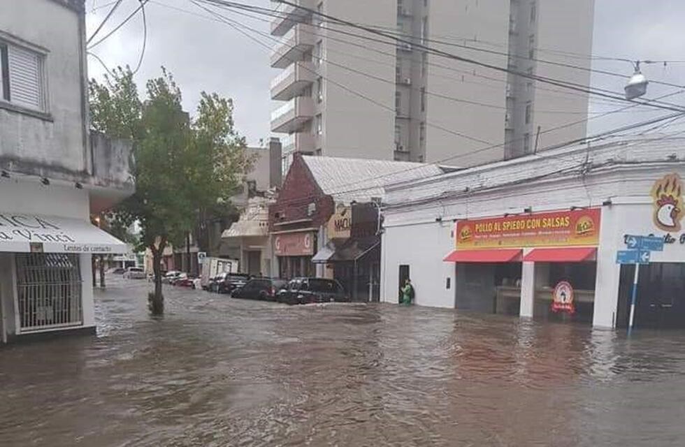 Impactantes imágenes de lo que dejó la lluvia en Corrientes Capital