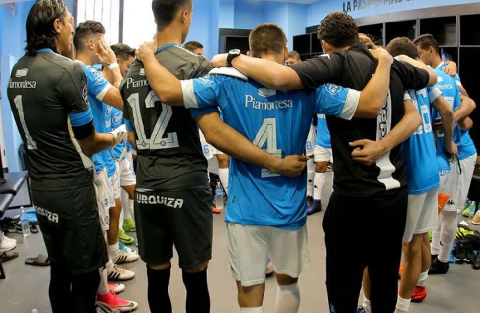 Belgrano concentra a la espera de Lanús