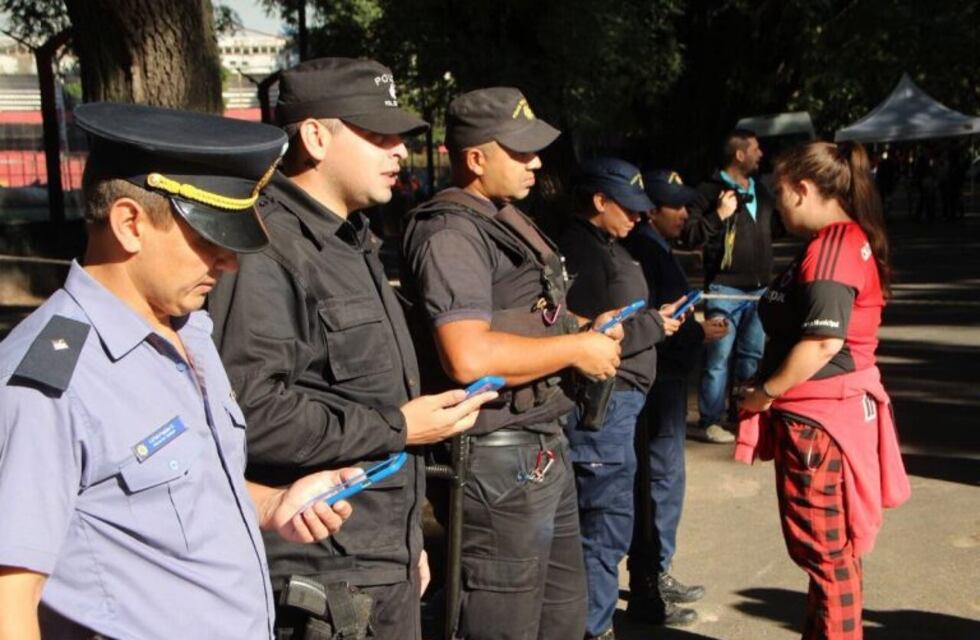 El vice de Newell's defendió el sistema Tribuna Segura luego de ser demorado por error en Santa Fe