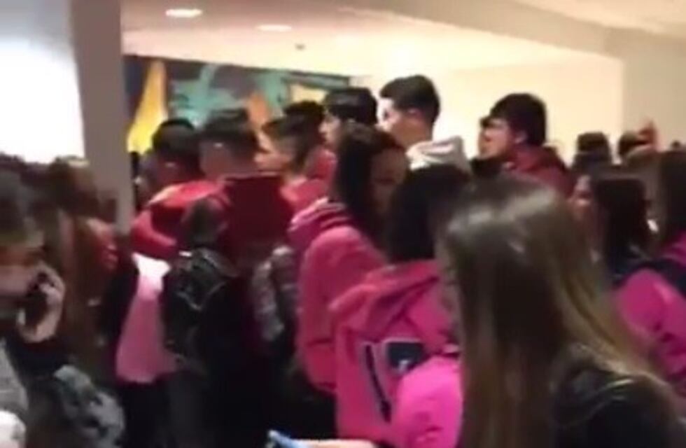 Caos en el aeropuerto: empresa suspendió el chárter a Bariloche que debía llevar a alumnos de cuatro colegios