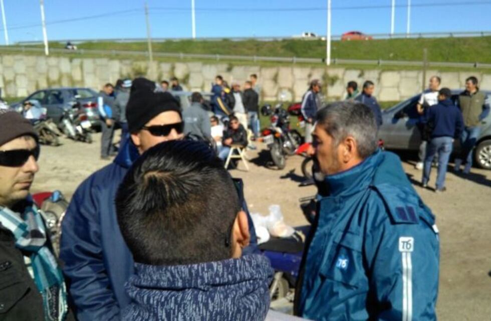 Organizaron piquetes en dos plantas de San Lorenzo para reclamar un aumento salarial