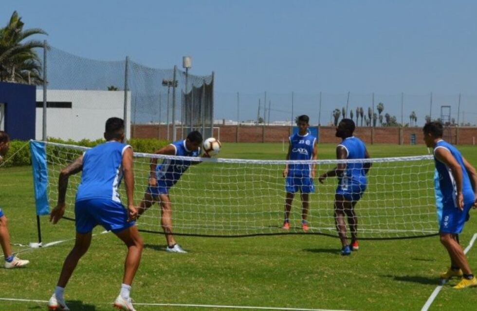 Godoy Cruz práctica en Perú pensando en Sporting Cristal