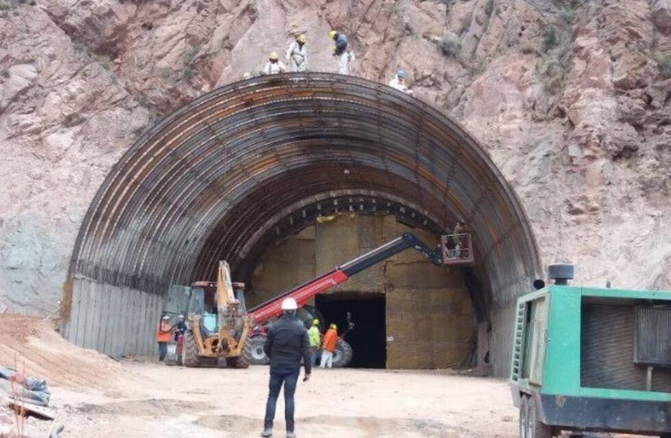 En febrero inagurarán el tunel que conecta Cacheuta-Potrerillos